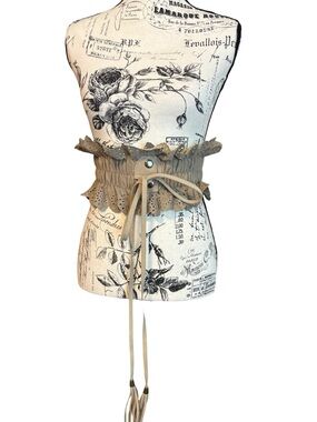 Boho Eyelet Detailed Elastic Cinch Belt Snap Closure Fringe Tassels Beige